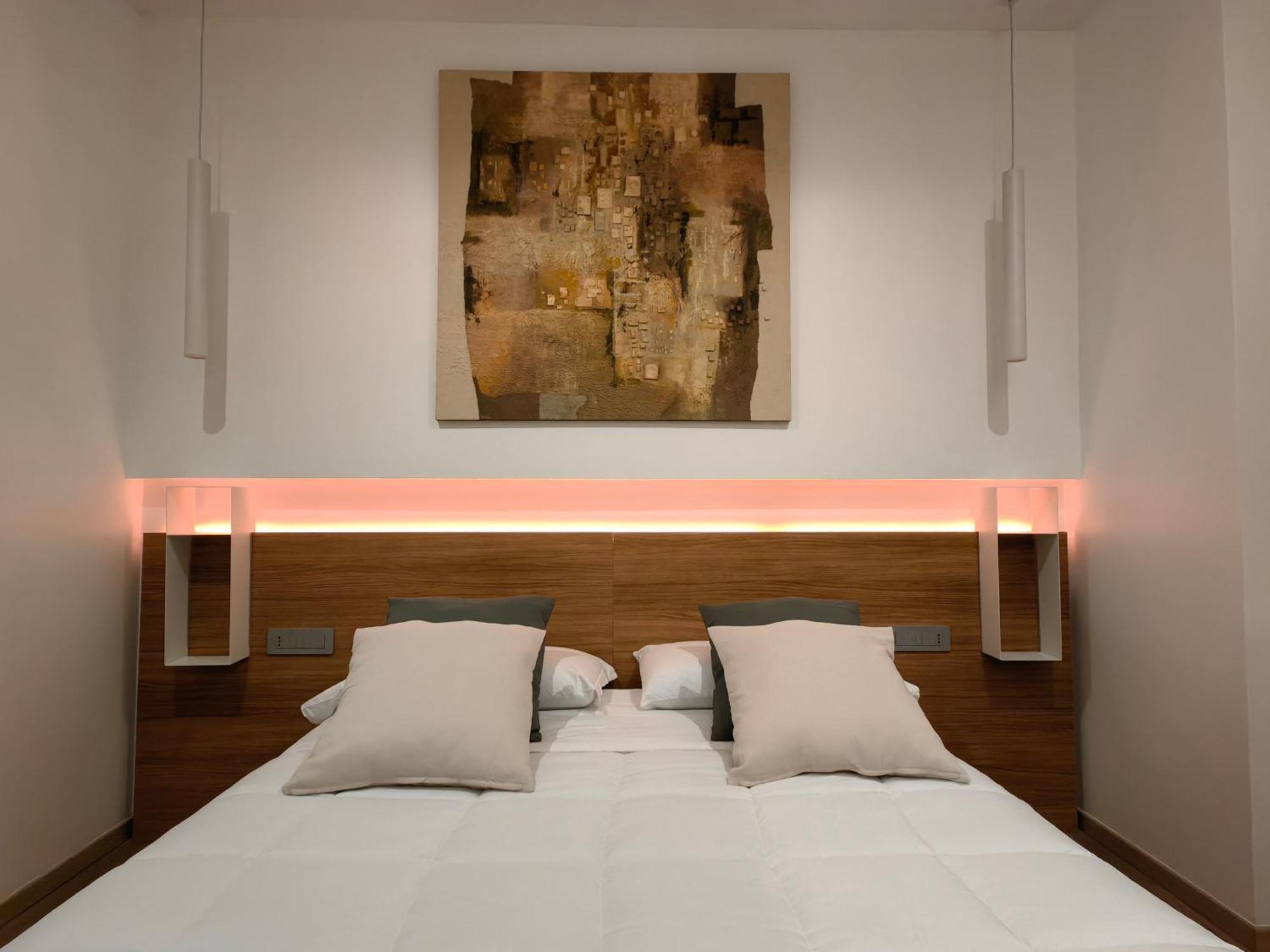 Galleria Roma Art Guesthouse Oristano Ngoại thất bức ảnh