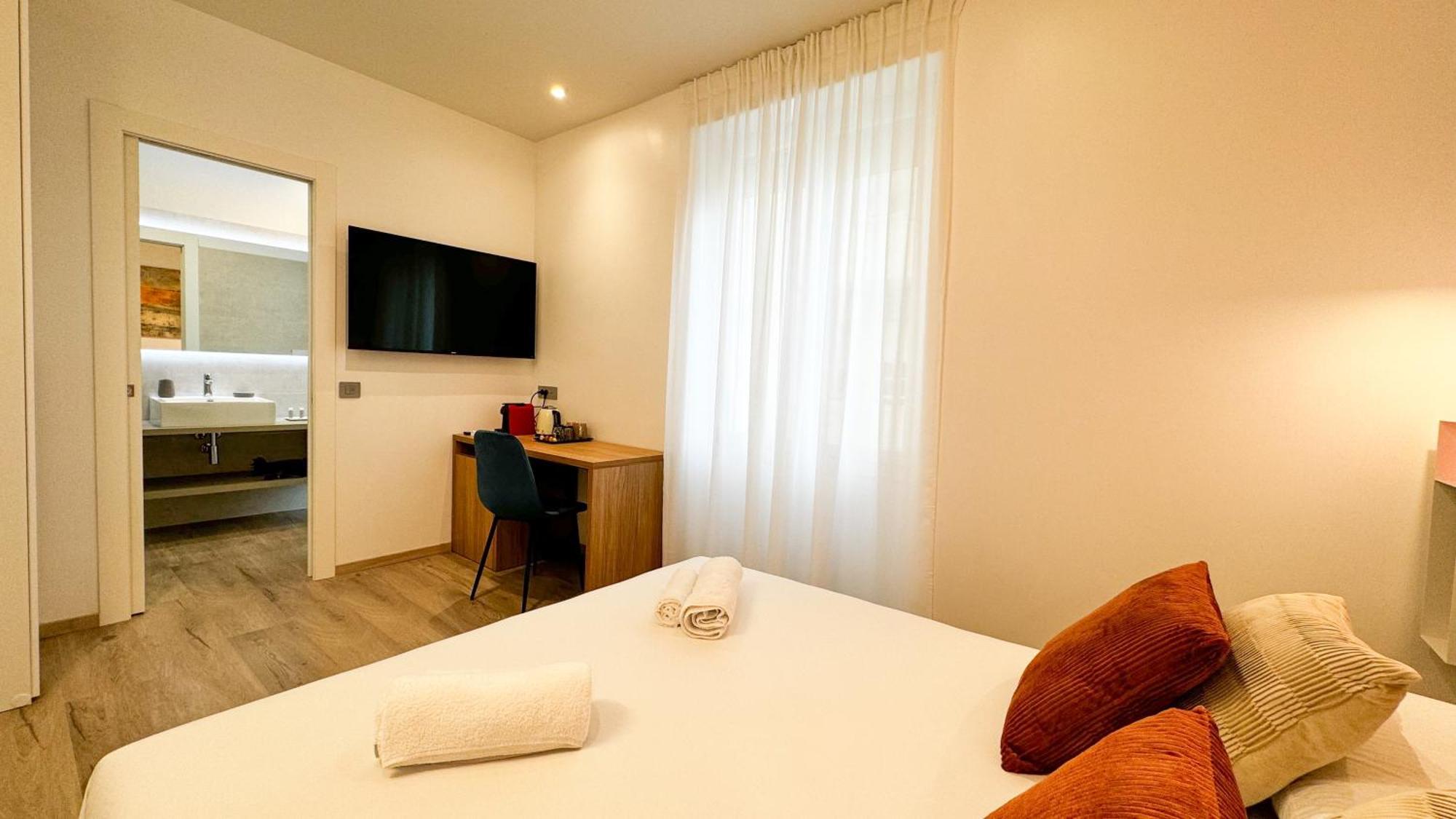 Galleria Roma Art Guesthouse Oristano Ngoại thất bức ảnh