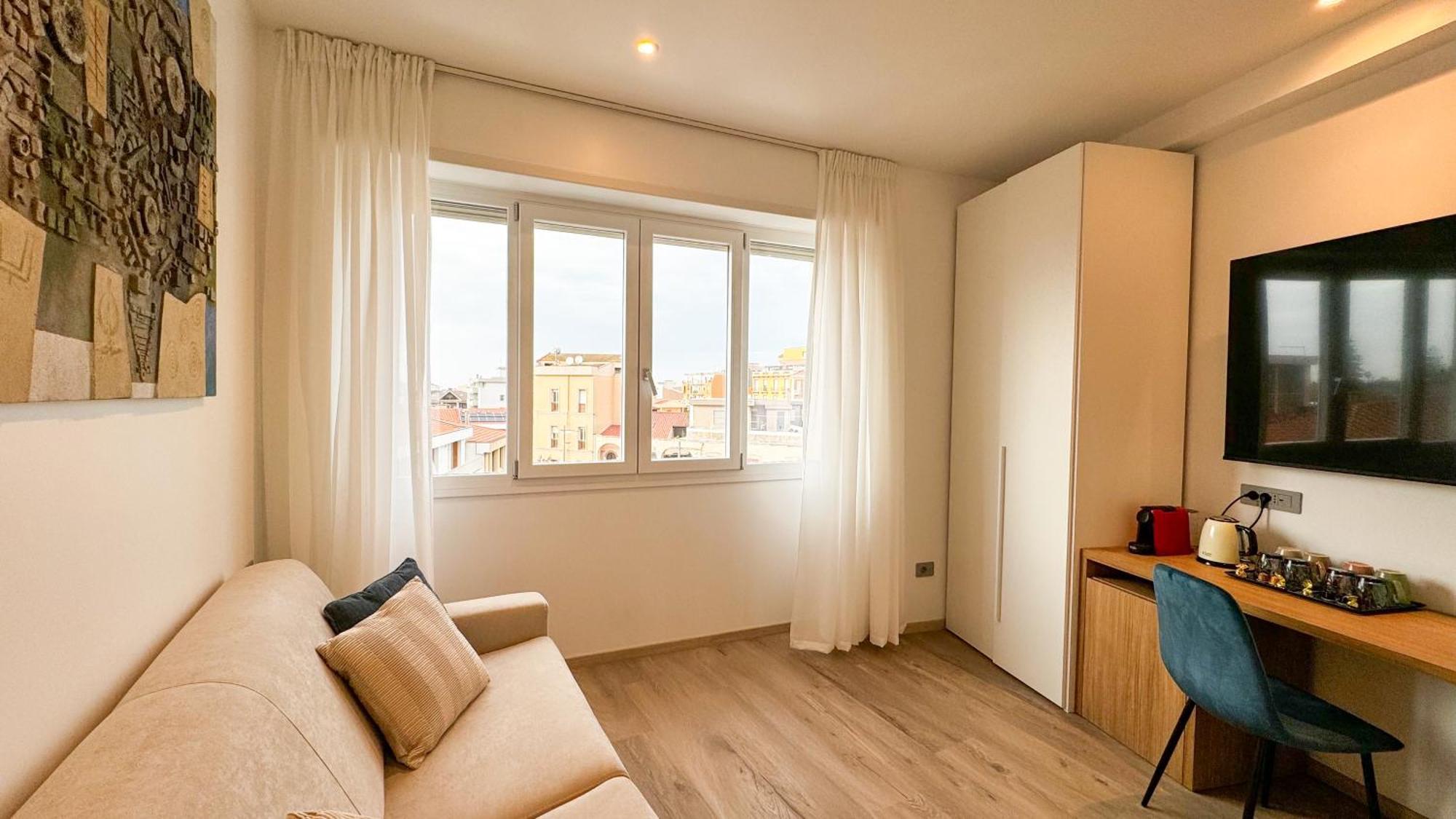 Galleria Roma Art Guesthouse Oristano Ngoại thất bức ảnh
