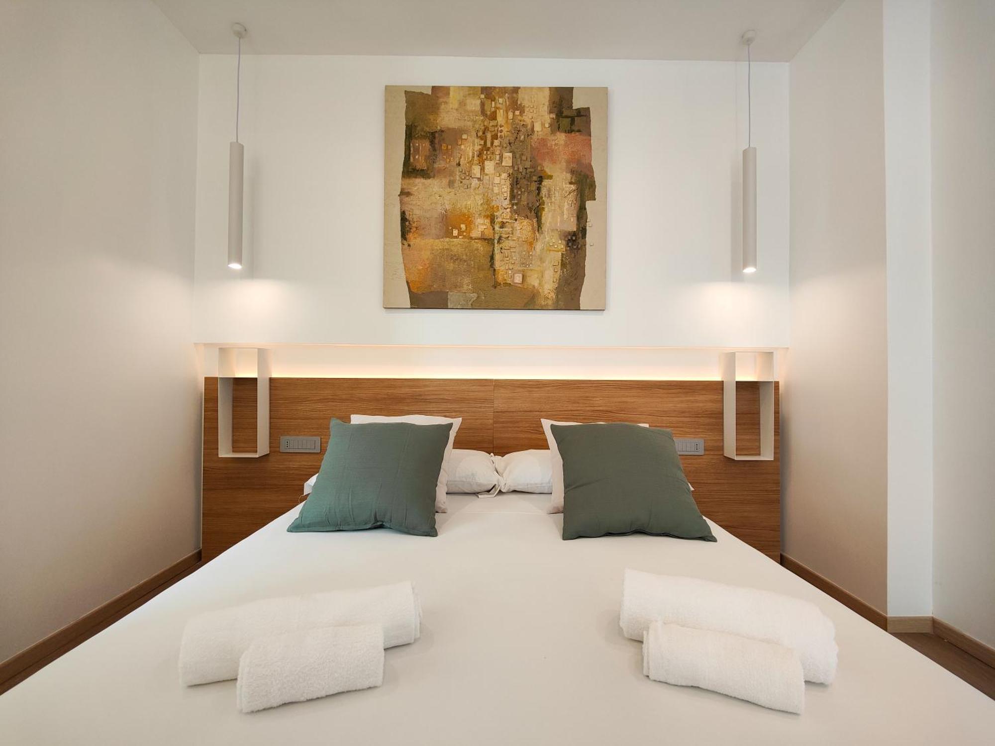 Galleria Roma Art Guesthouse Oristano Ngoại thất bức ảnh